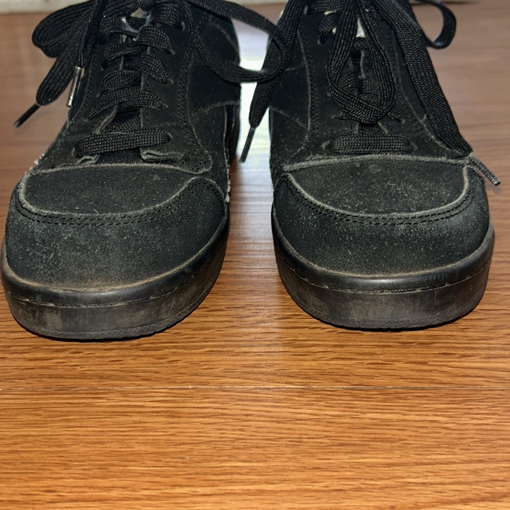 Reebok Women Shoe Work Soyay Size
7M Black Steel Toe EH Sneaker Pre
Owned - Picture 7 of 10